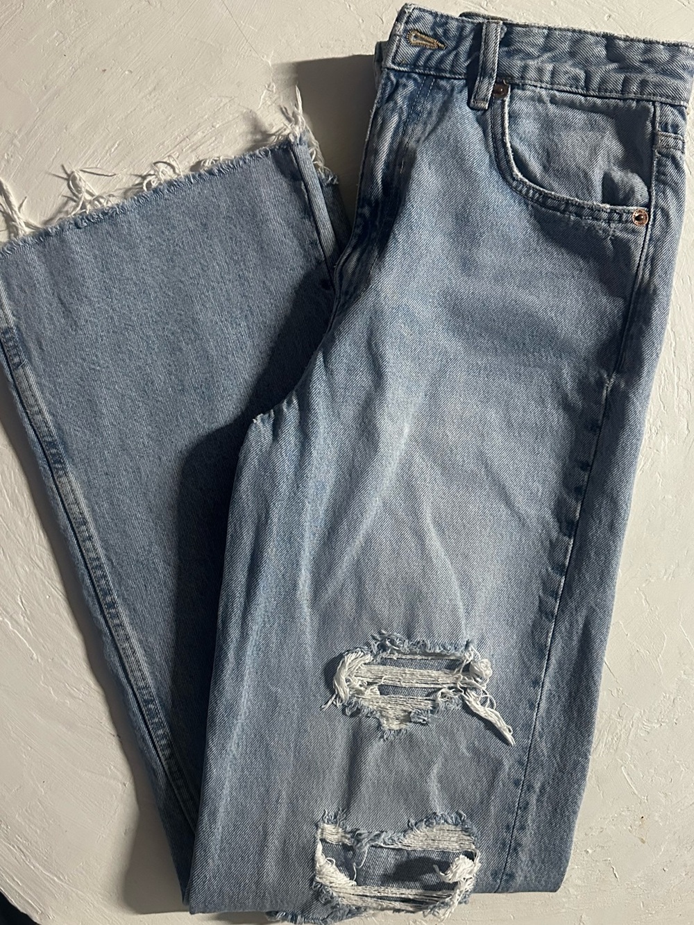 ZARA Distressed Straight Leg Jeans in Blue Size 6